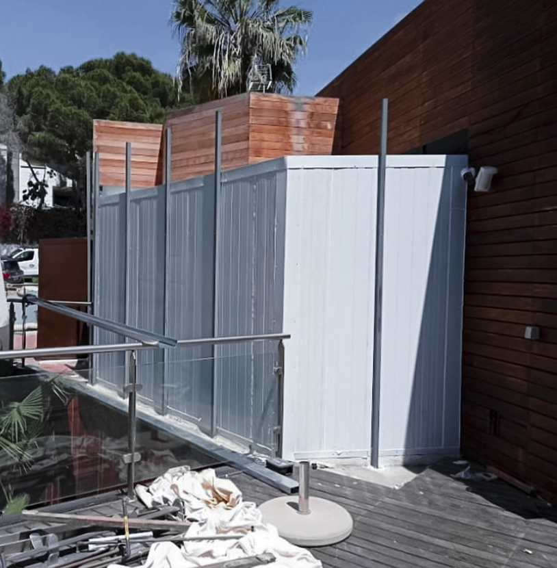 Construcción de una cámara comercial, para una mediana empresa.