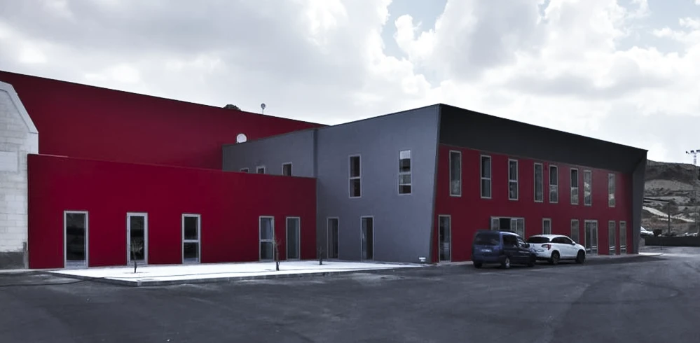 Proyecto de instalación de fachadas industriales