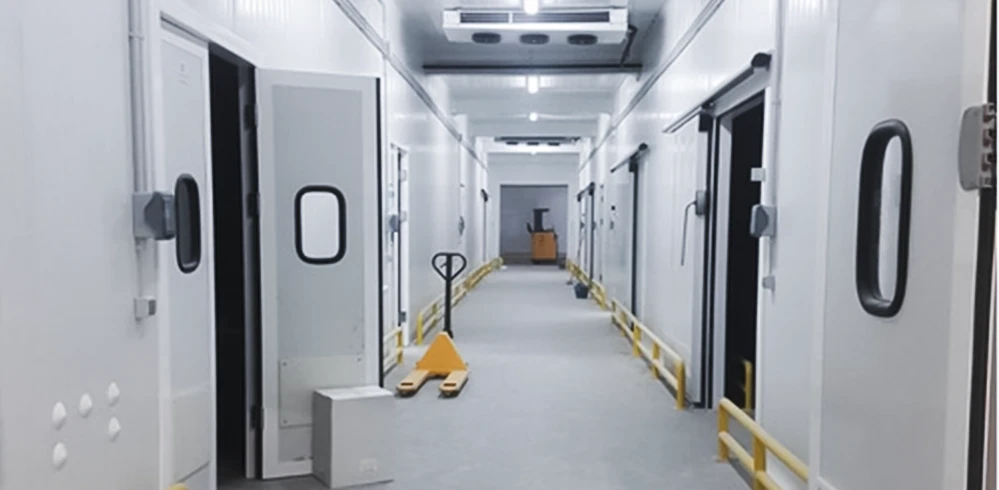 Proyecto de puertas frigoríficas, puertas rápidas y puertas correderas