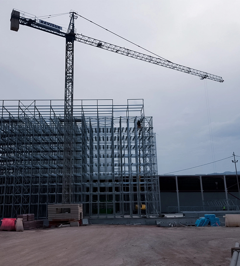 Infraestructuras preparadas para enfrentar los desafíos de un entorno industrial cambiante, proporcionando soluciones que combinan durabilidad