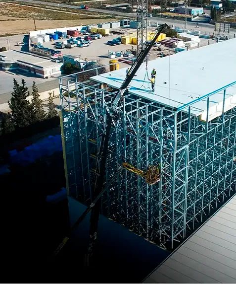 Edificación de Almacén autoportante